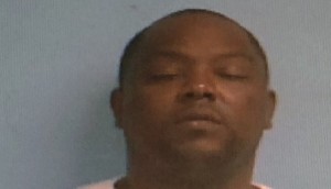  Raymond Lamont Moore