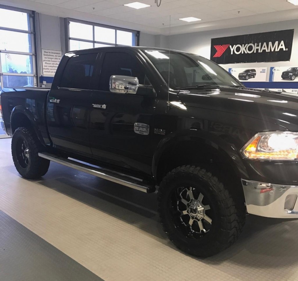 Vehicles Monticello Live