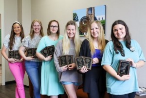  (left to right) UAM School of Business students Anna Wynn, Mara Neal, Paige Olguin, Kinlee O’Neal, Christine Hicks and Abby McBride recently won statewide academic awards at the 2023 Arkansas Phi Beta Lambda-Collegiate Future Business Leaders of America State Leadership Conference. Estephany Roman-Aguilar is not pictured but also placed at the event.